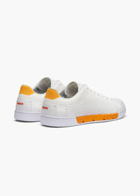 Breeze Tennis Knit - background::white,variant::White/Saffron