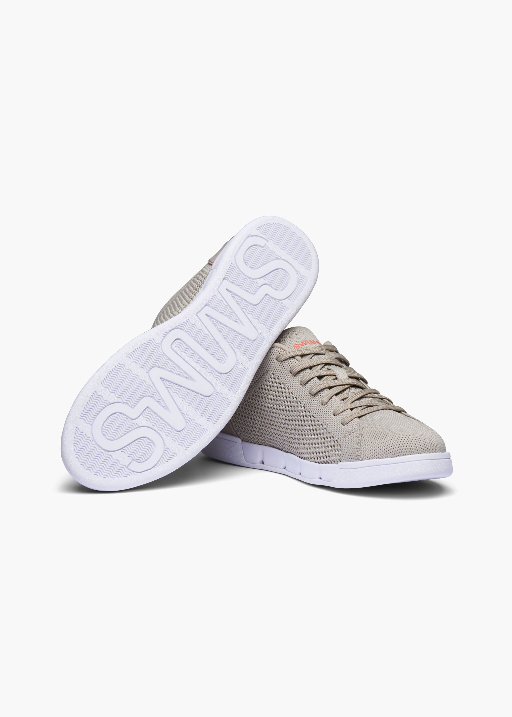 Breeze Tennis Knit - background::white,variant::Sand Dune