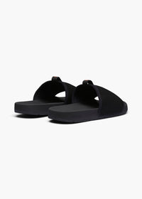 Cabana Slide in Black - background::white,variant::Black