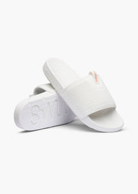 Cabana Slide in White - background::white,variant::White