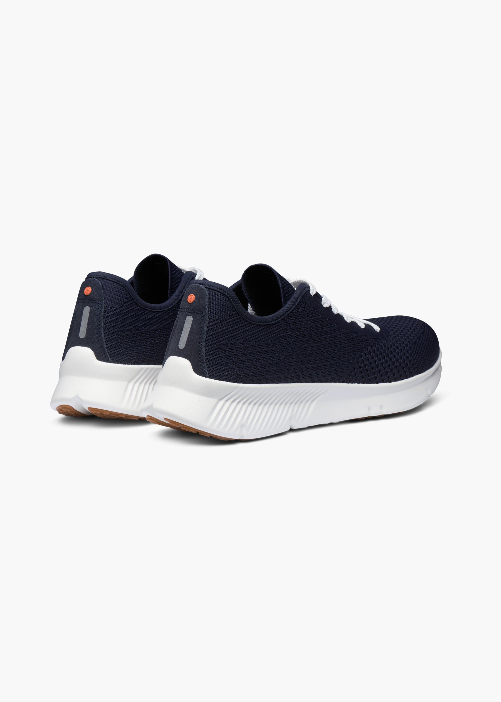 Mare Trainer - background::white,variant::Navy