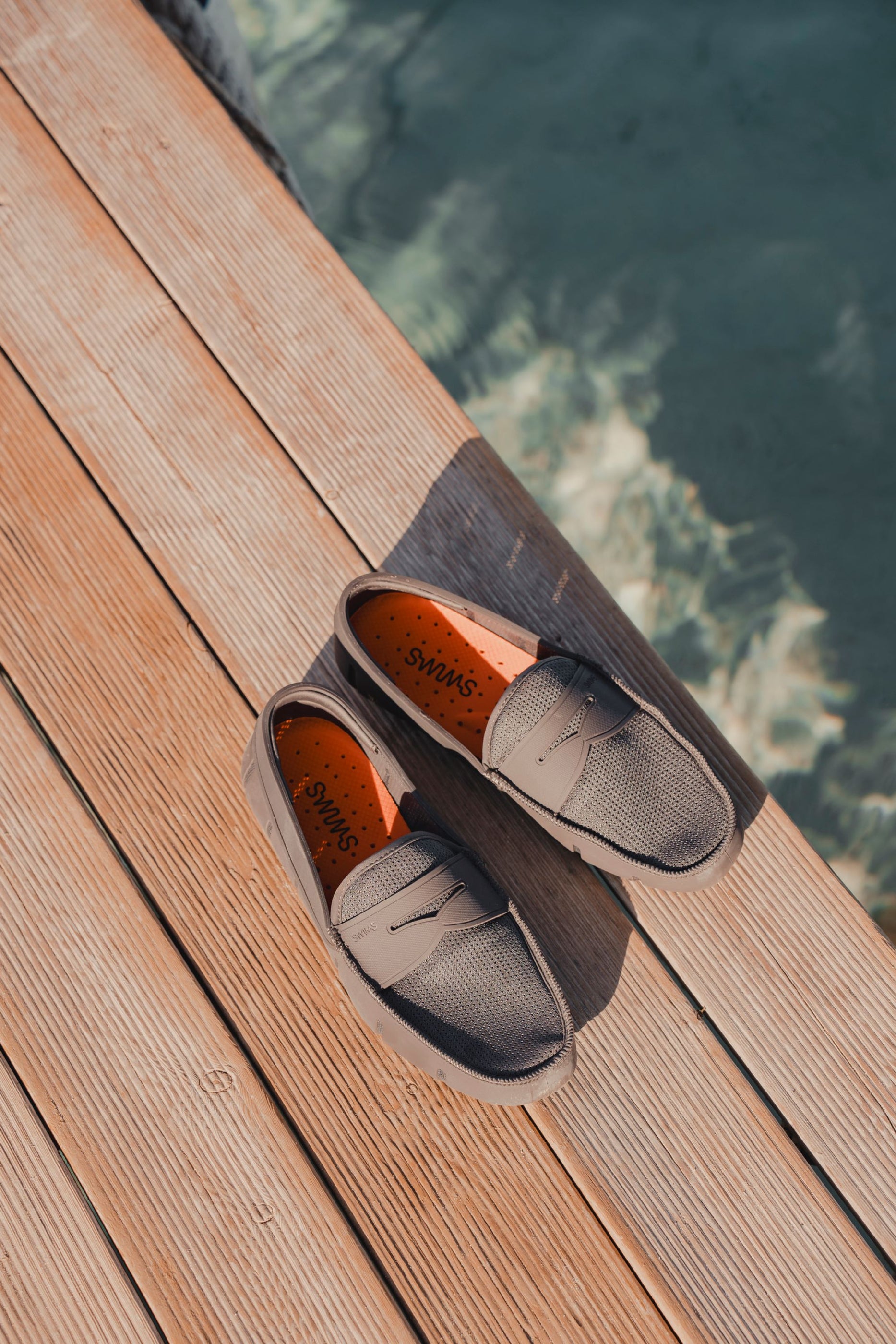 Penny Loafer - background::white,variant::Charcoal