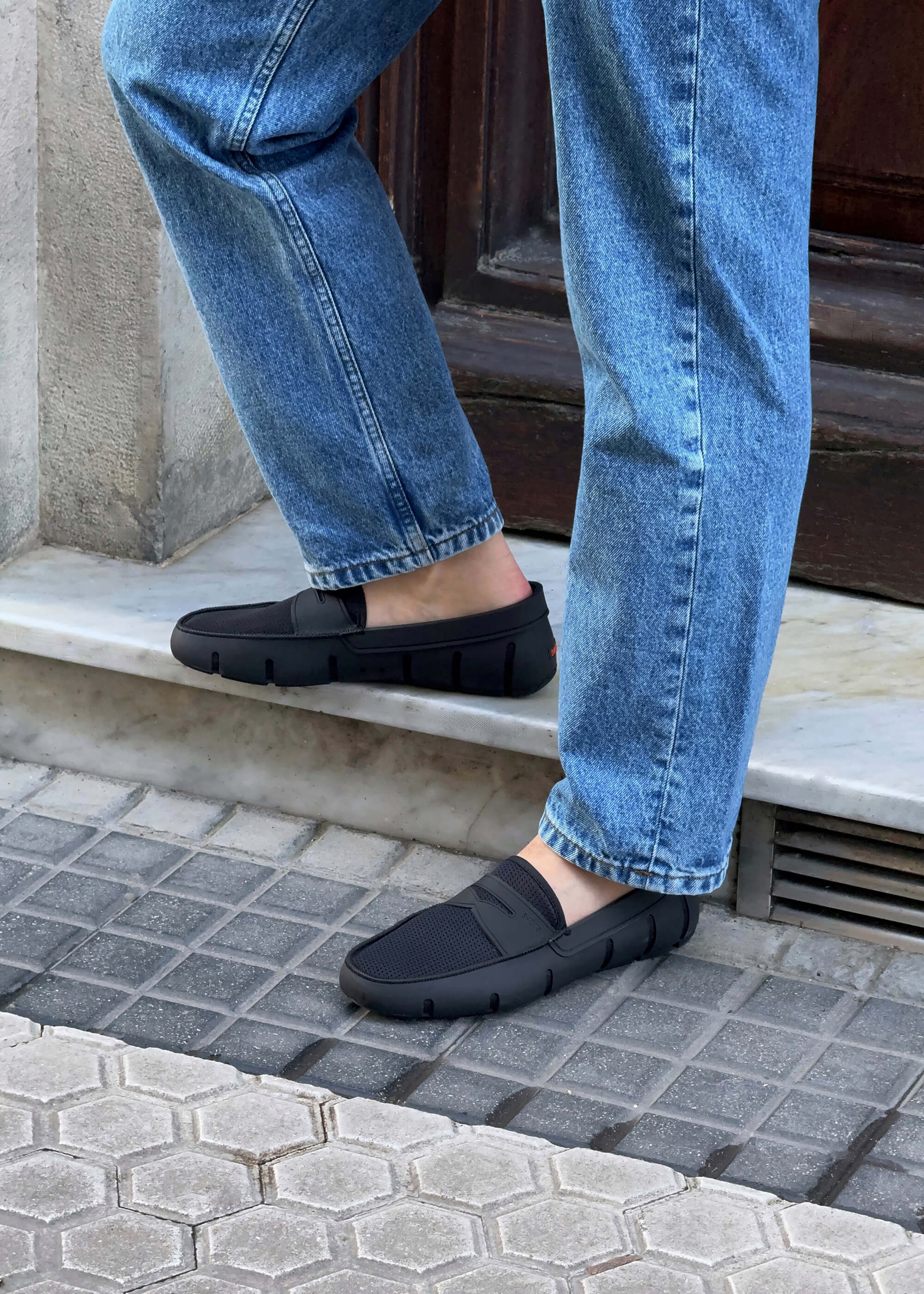 Penny Loafer - background::white,variant::Navy